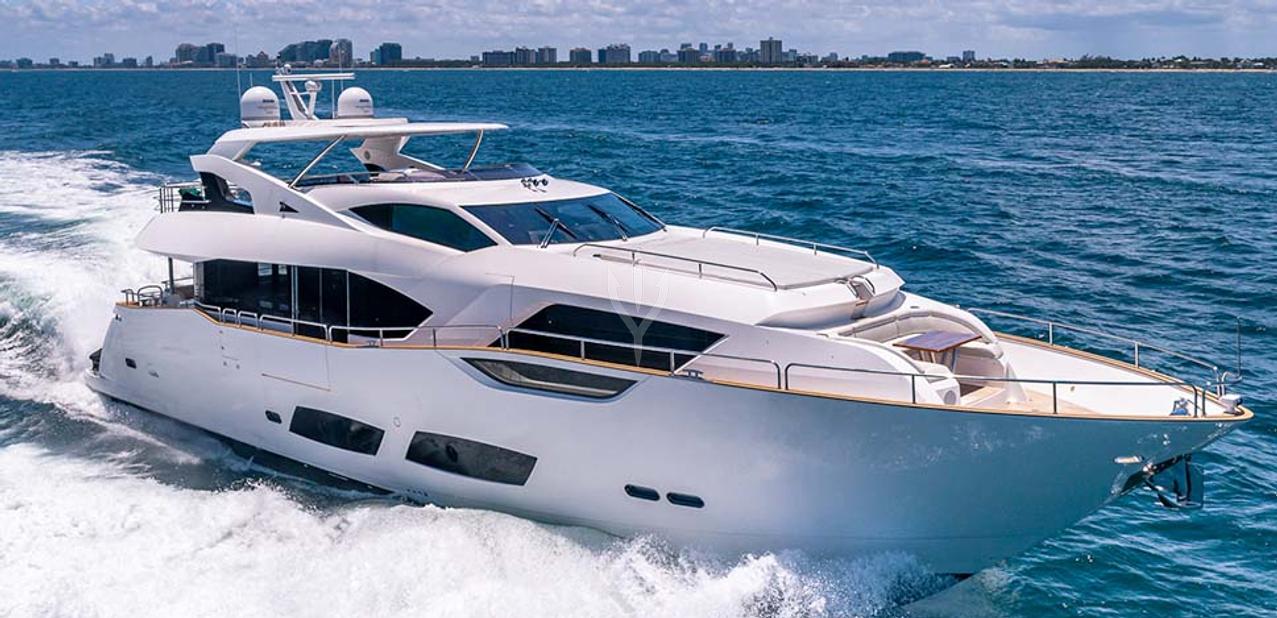 Mirracle Charter Yacht