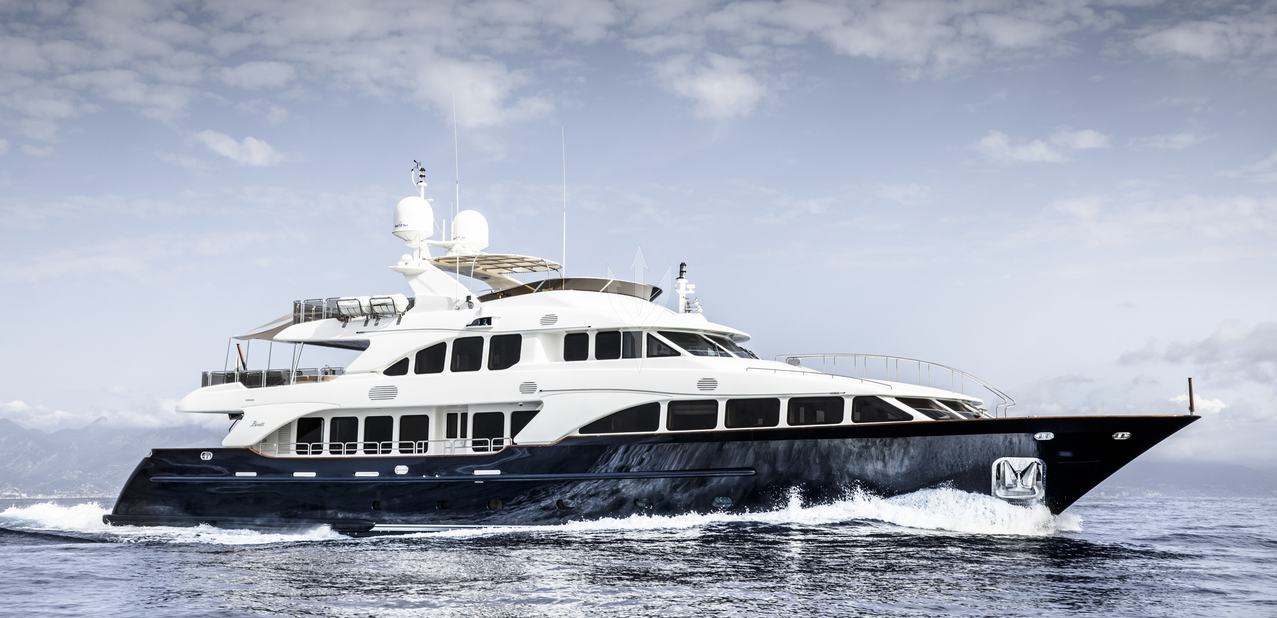 Soho Charter Yacht