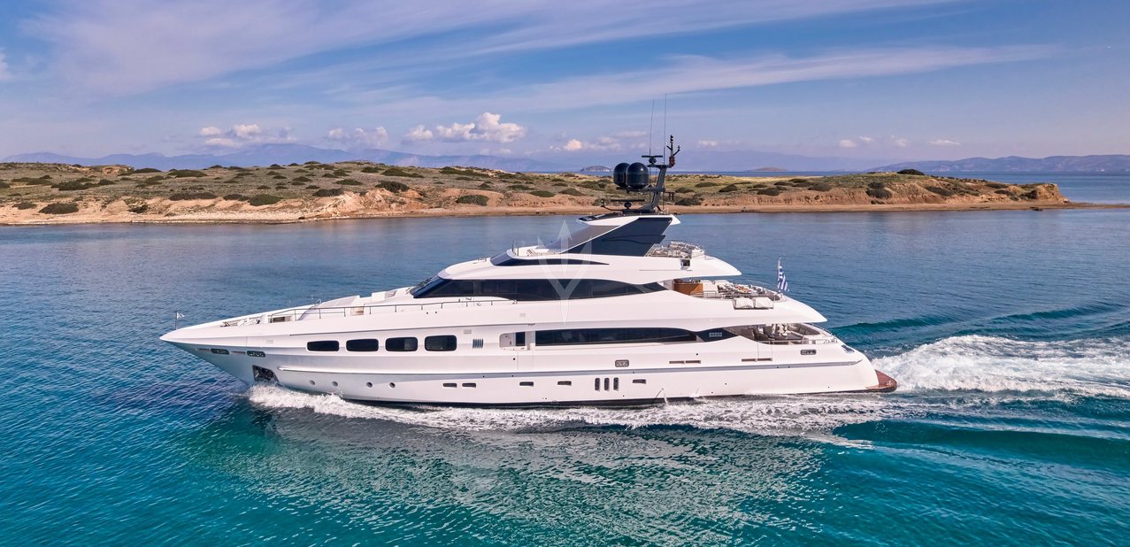 Maestro Charter Yacht