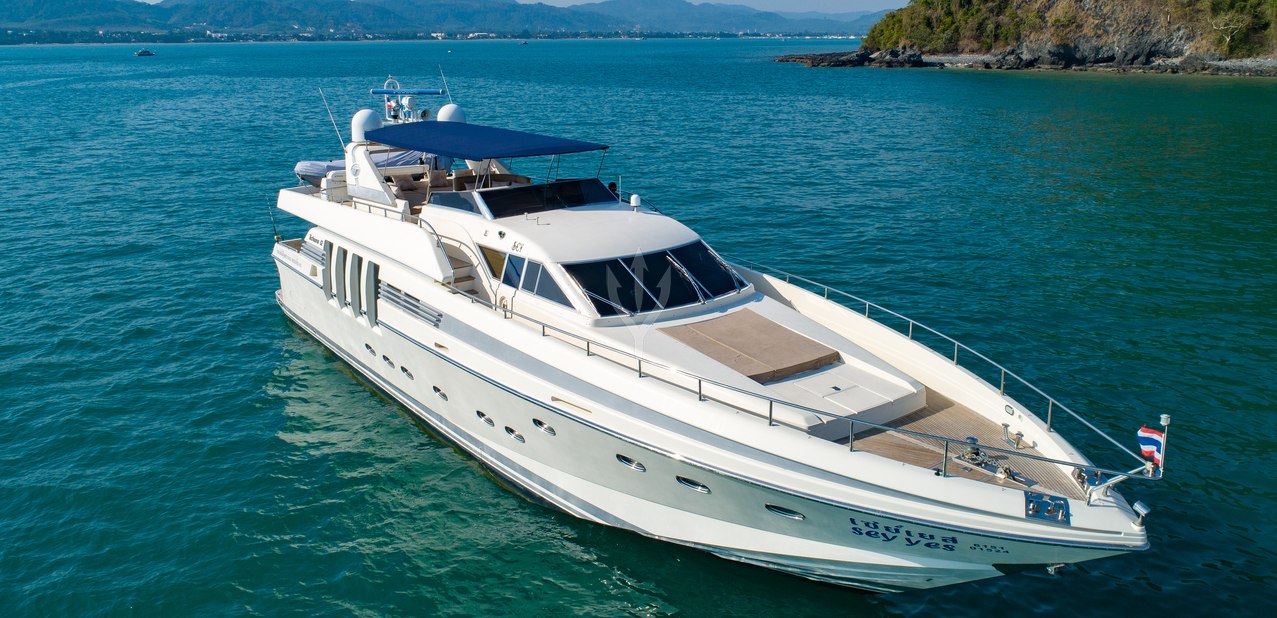 Say Yes Charter Yacht