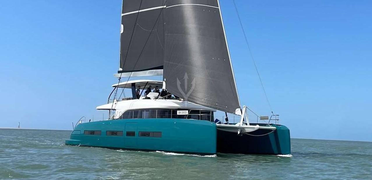 Imladris Charter Yacht