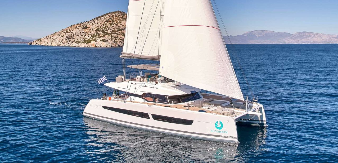 Sunmoon Charter Yacht