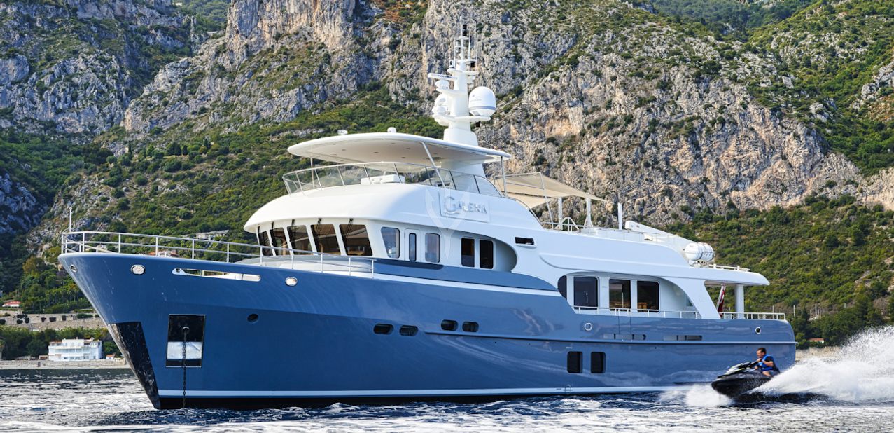 Galena Charter Yacht