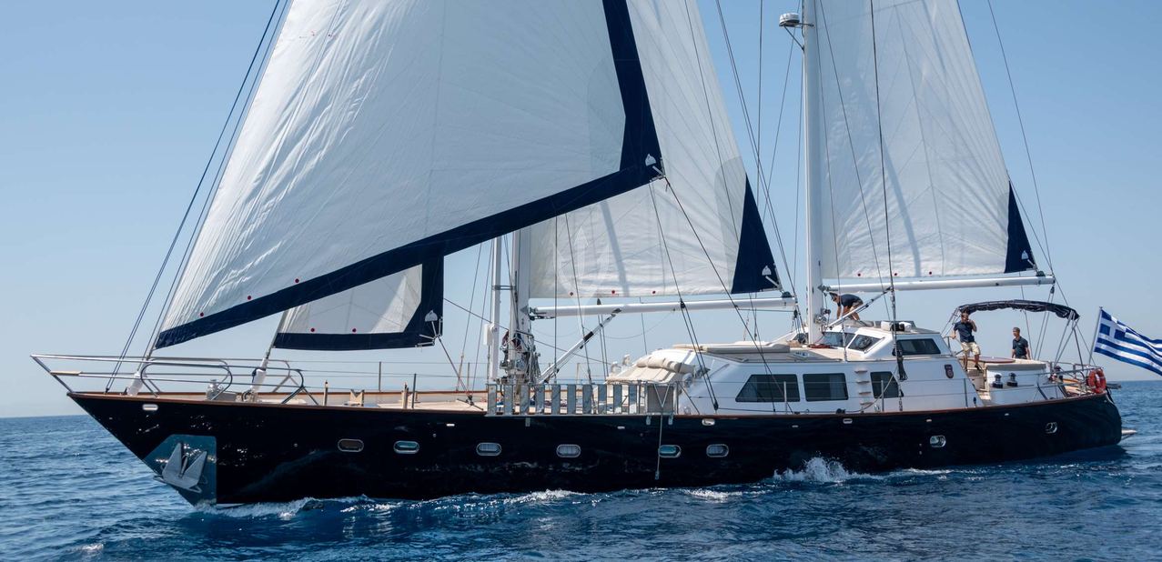 Spirit L Charter Yacht