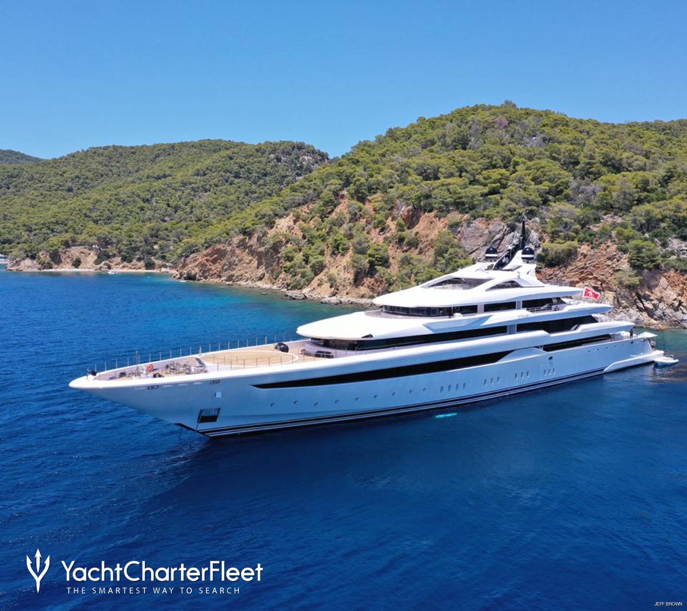 top 10 yacht charter companies