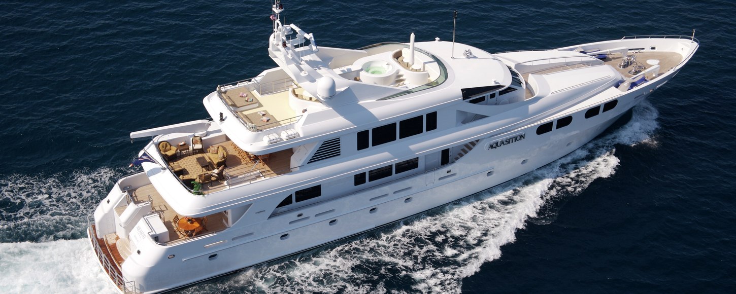 wolf of wall street money yacht