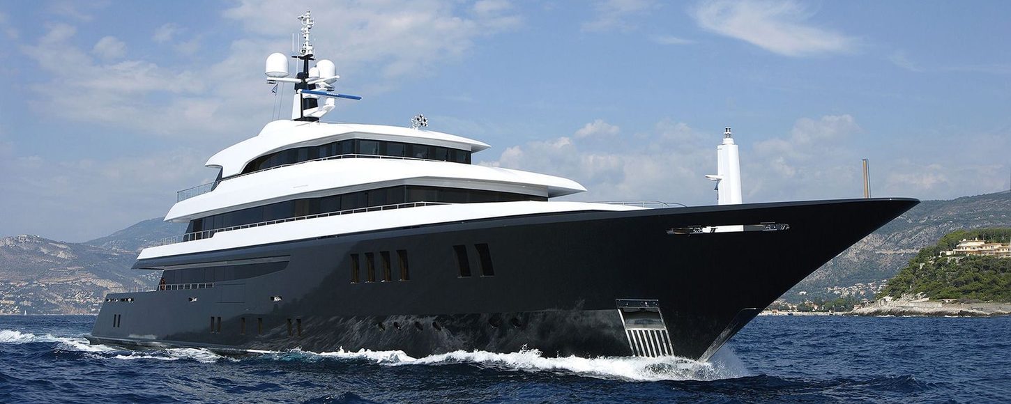 who owns superyacht aix