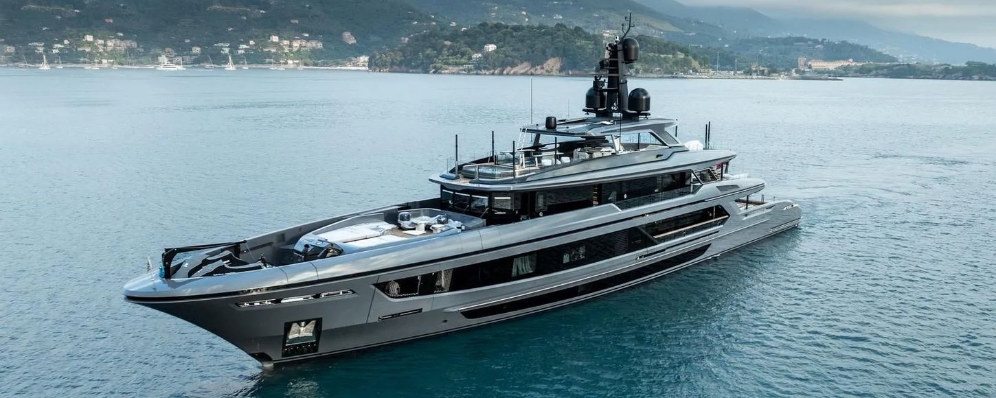 private yachts for charter