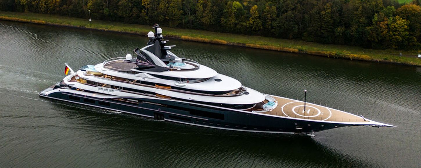 lady m luxury yacht
