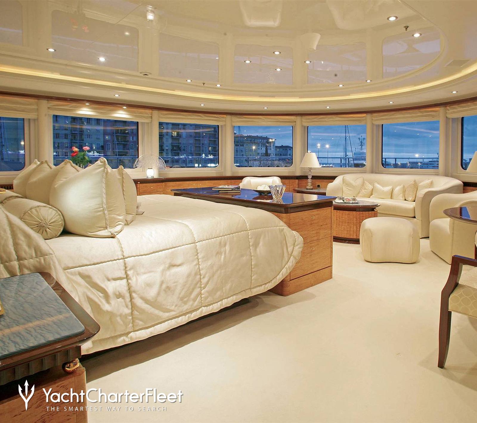 Superyacht Lady Lola Available For Christmas Charter In The Grenadines Yachtcharterfleet