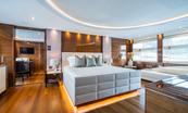 Le Verseau yacht charter Princess Motor Yacht