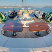 Queen of Salmakis photo 4