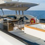 Lady Caroline photo 3