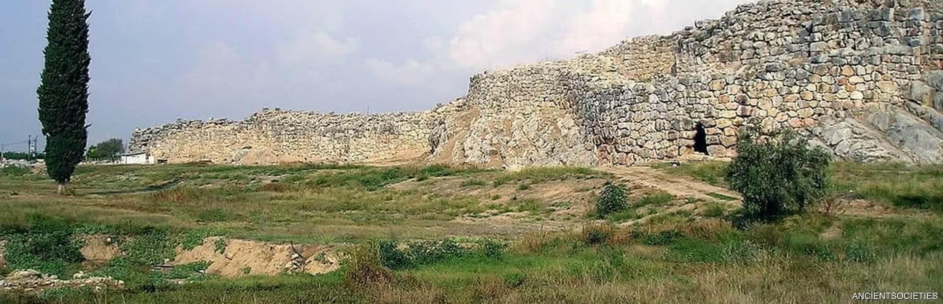 Mycenean Acropolis of Tiryns Image 1