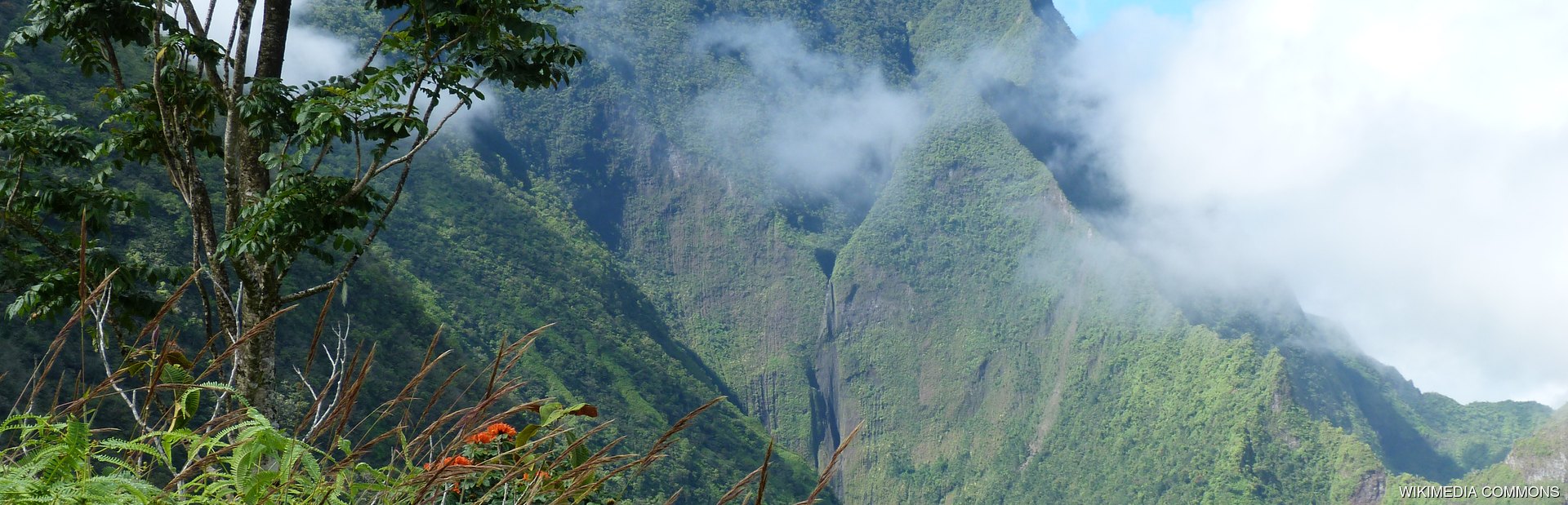 Hike Mount Aorai Image 1