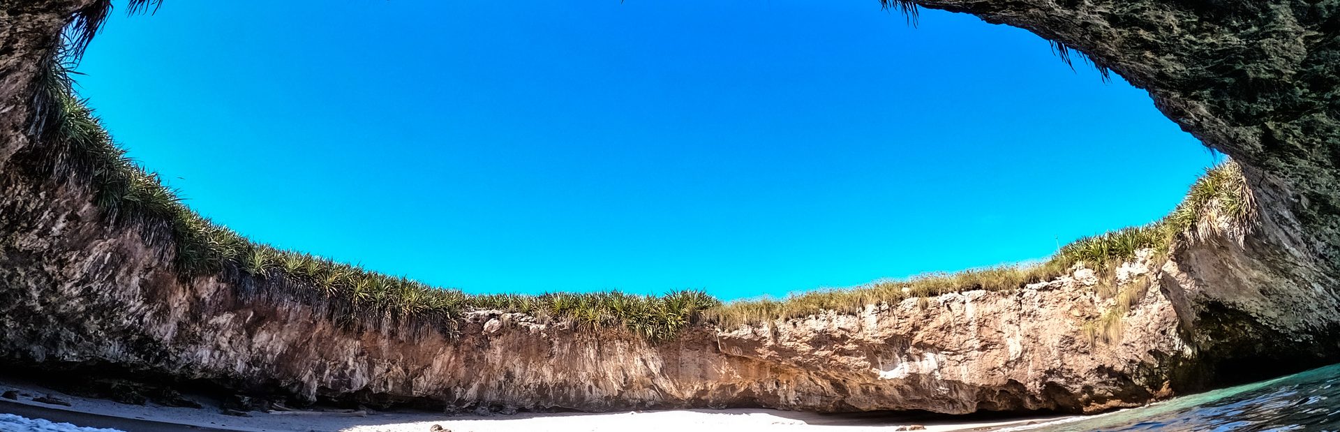 Playa Escondida (Love Beach) Image 1