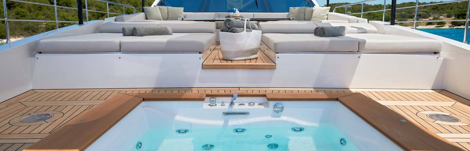 Azimut Yachts Profile Photo