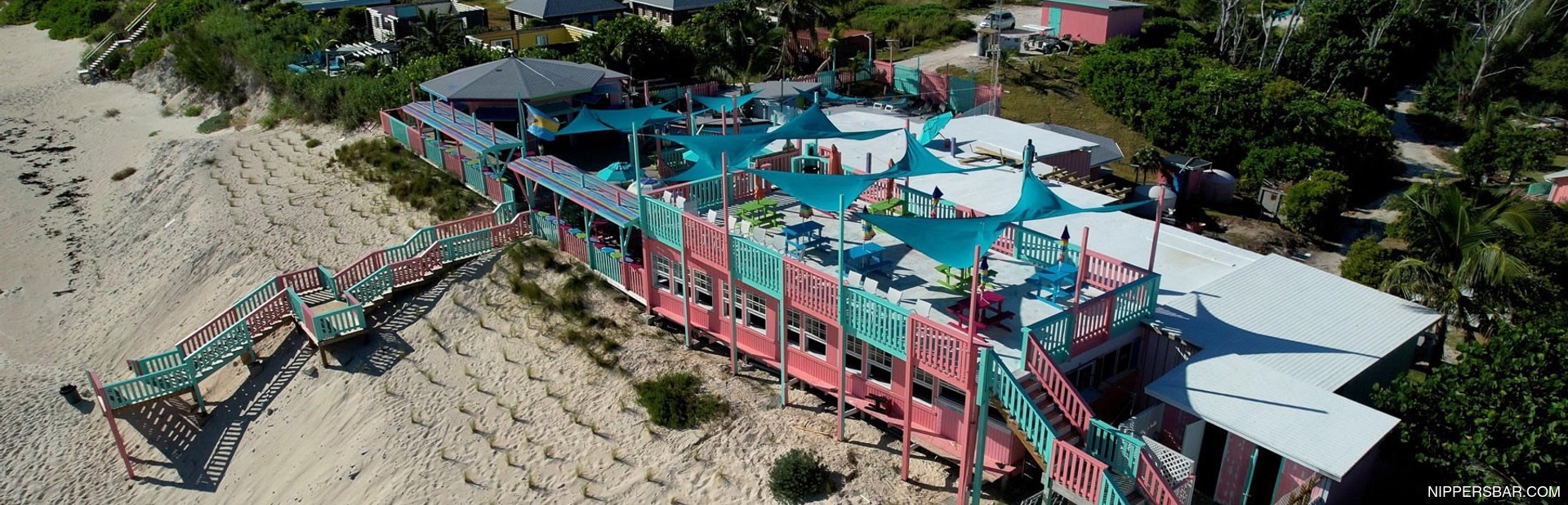 Nipper's Beach Bar & Grill Image 1