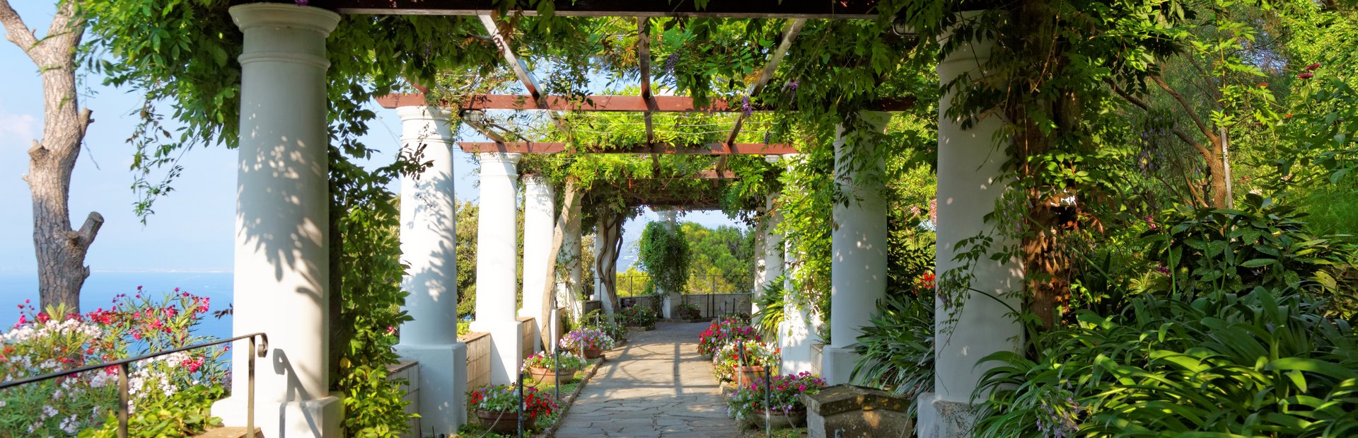 Find serenity in the public gardens of Capri