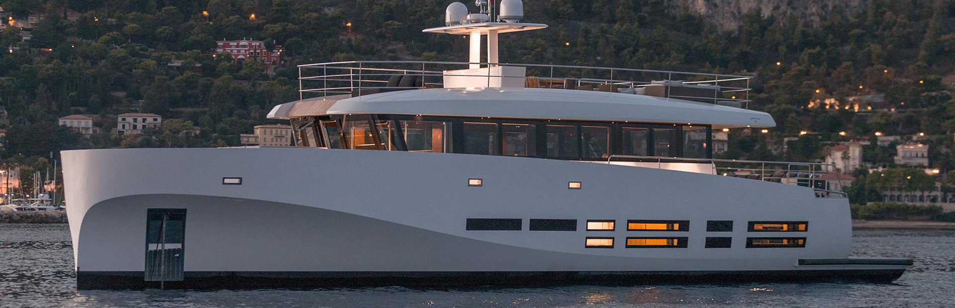 27 wallyace Yacht