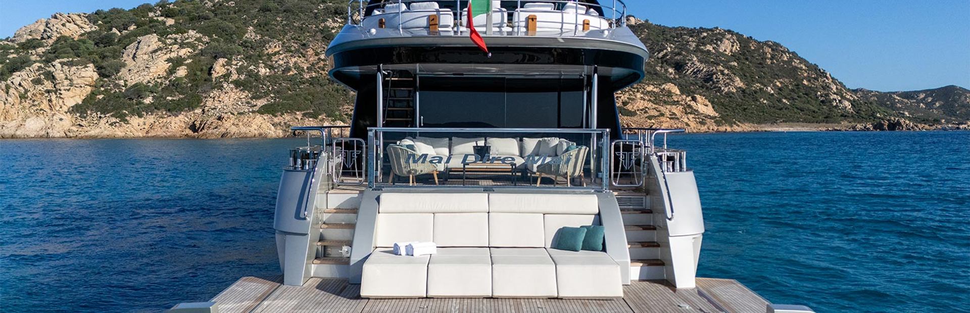 F100 Yacht