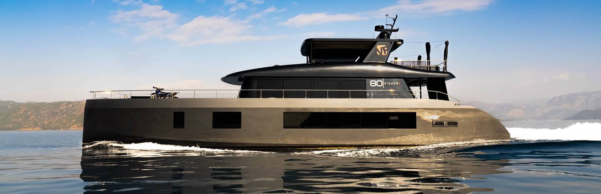 VisionF 80 Yacht