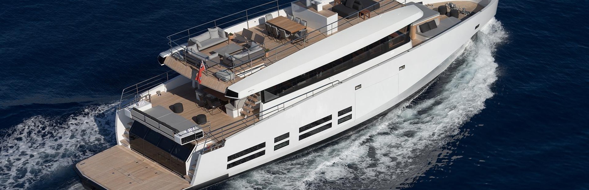 27 wallyace Yacht