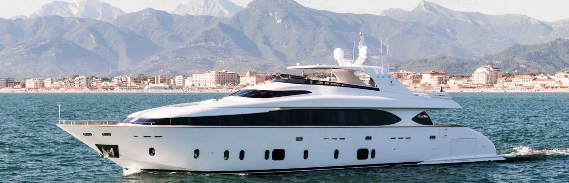 Maiora 33FB Yacht