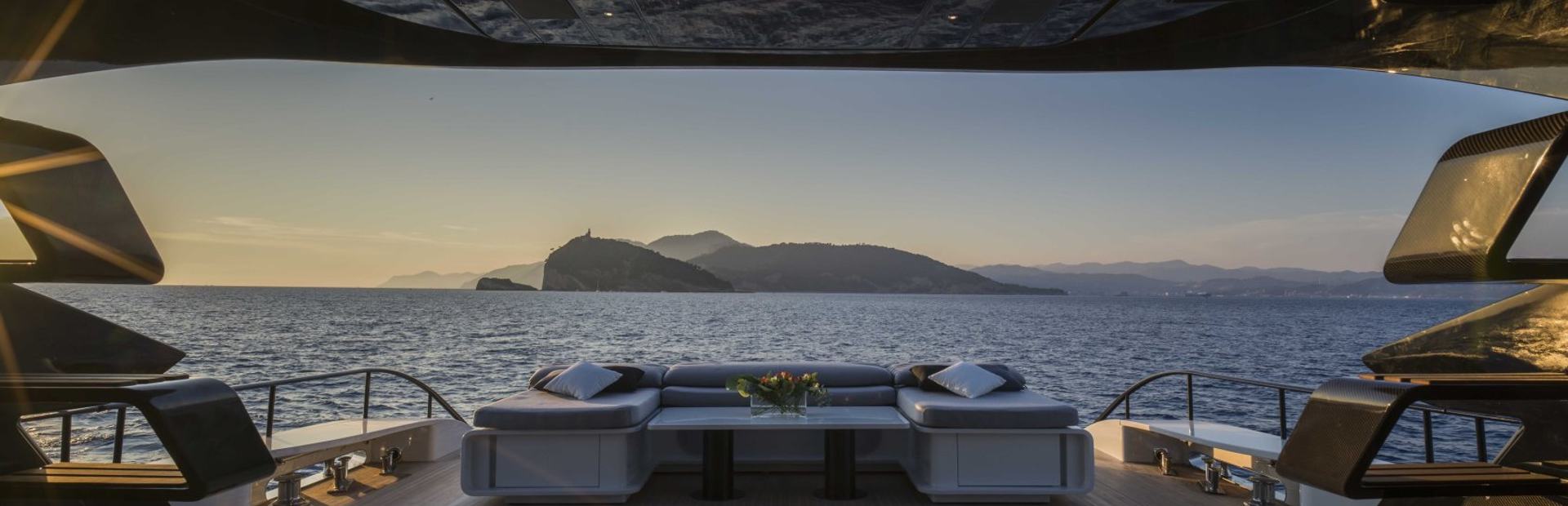 AB 110 Yacht