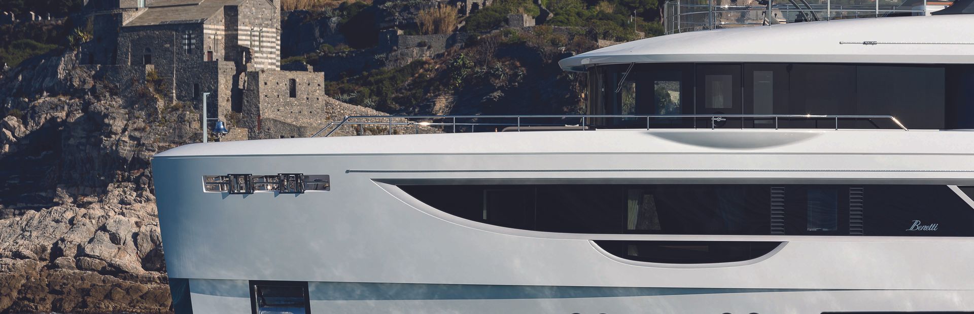 Oasis 34M Yacht