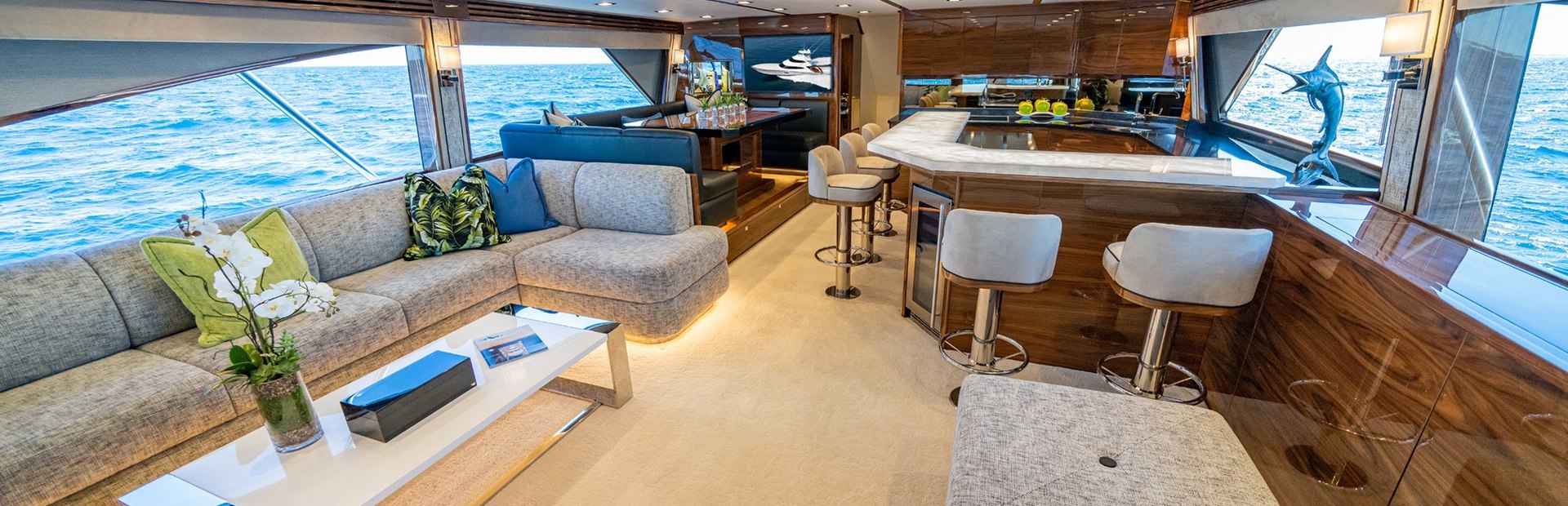 90C Yacht