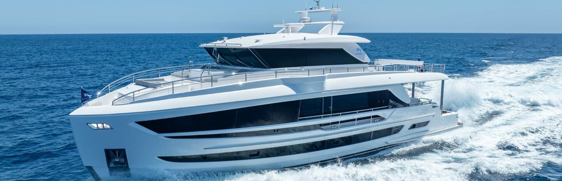 FD85s Yacht