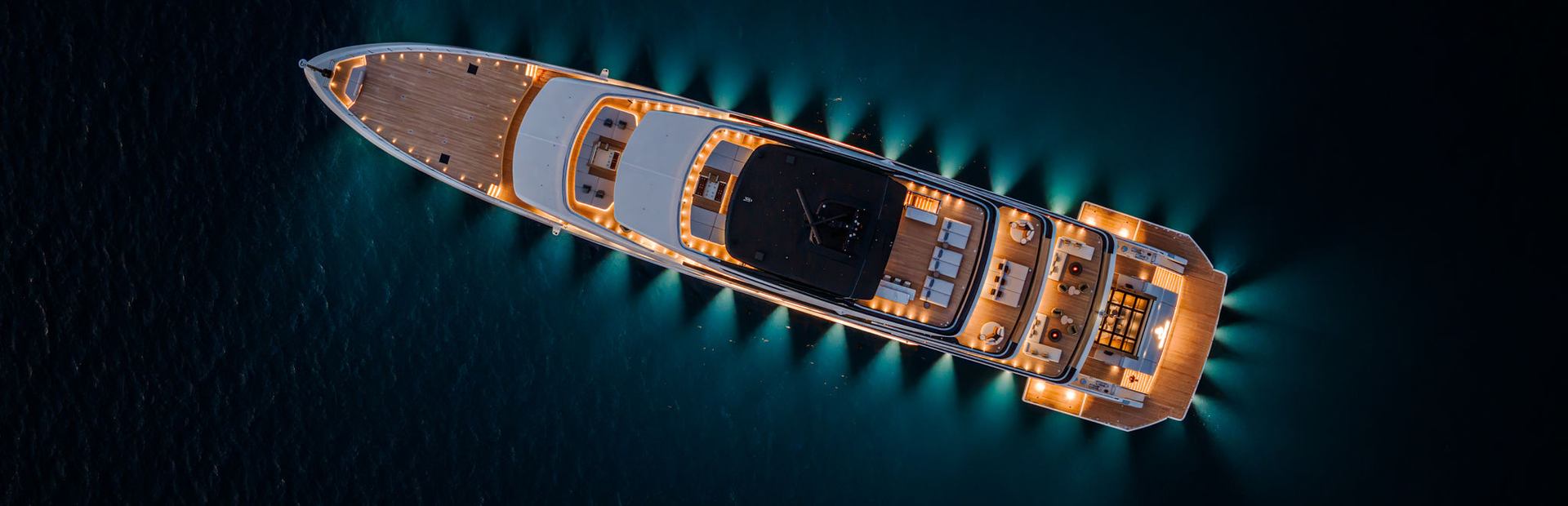 74Steel Yacht