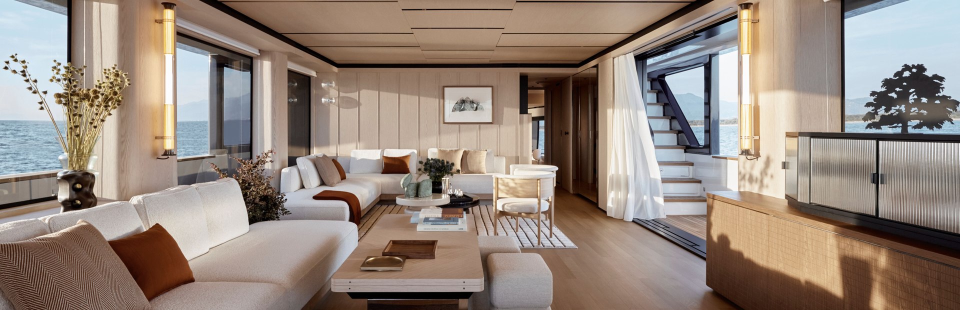 Magellano 27M Yacht