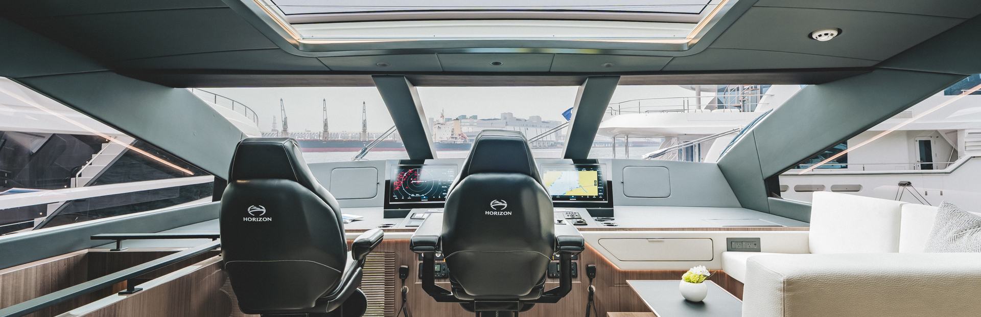 ES88 Yacht