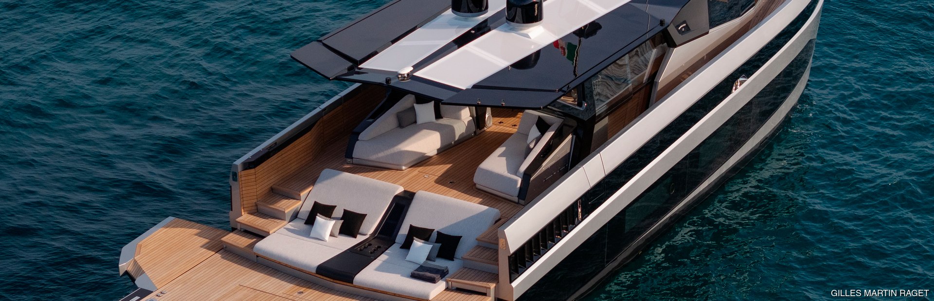 wallywhy100 Yacht