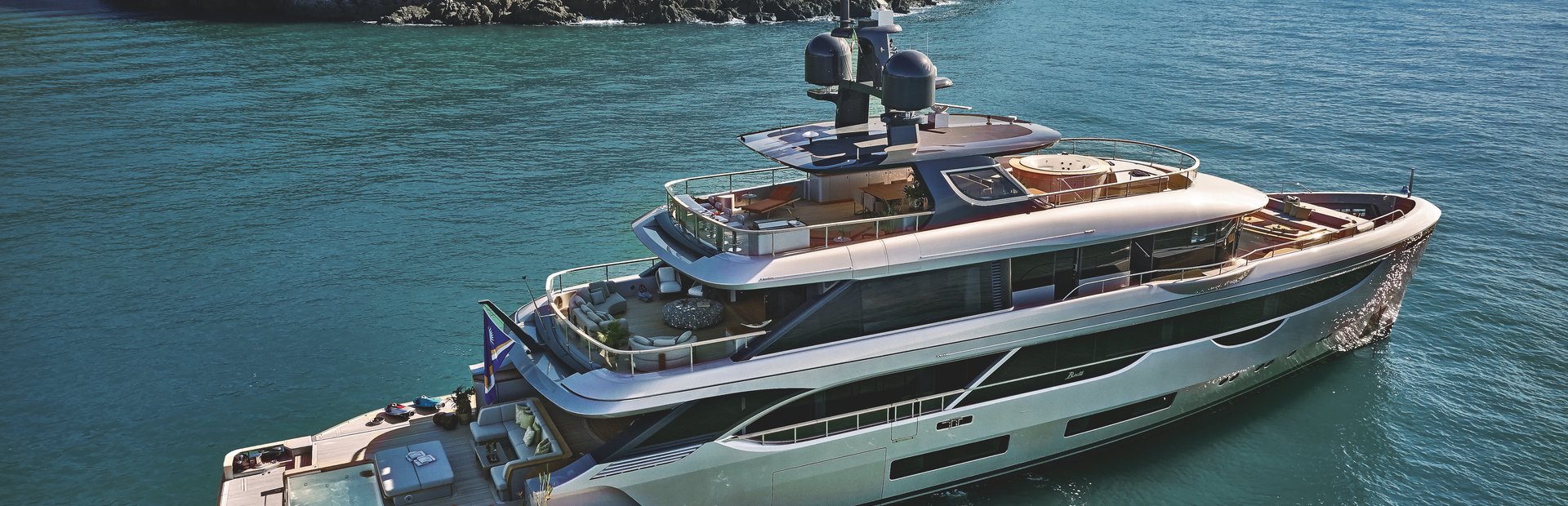 Oasis 40M Yacht