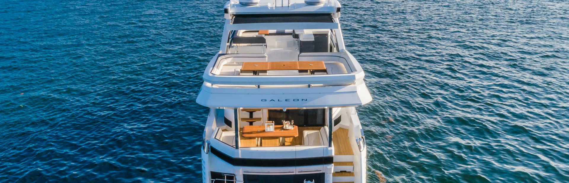 680 Fly Yacht