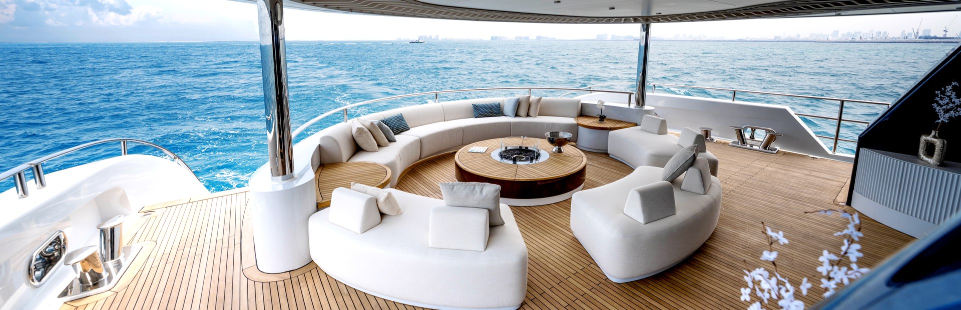 Romeo 55 Yacht