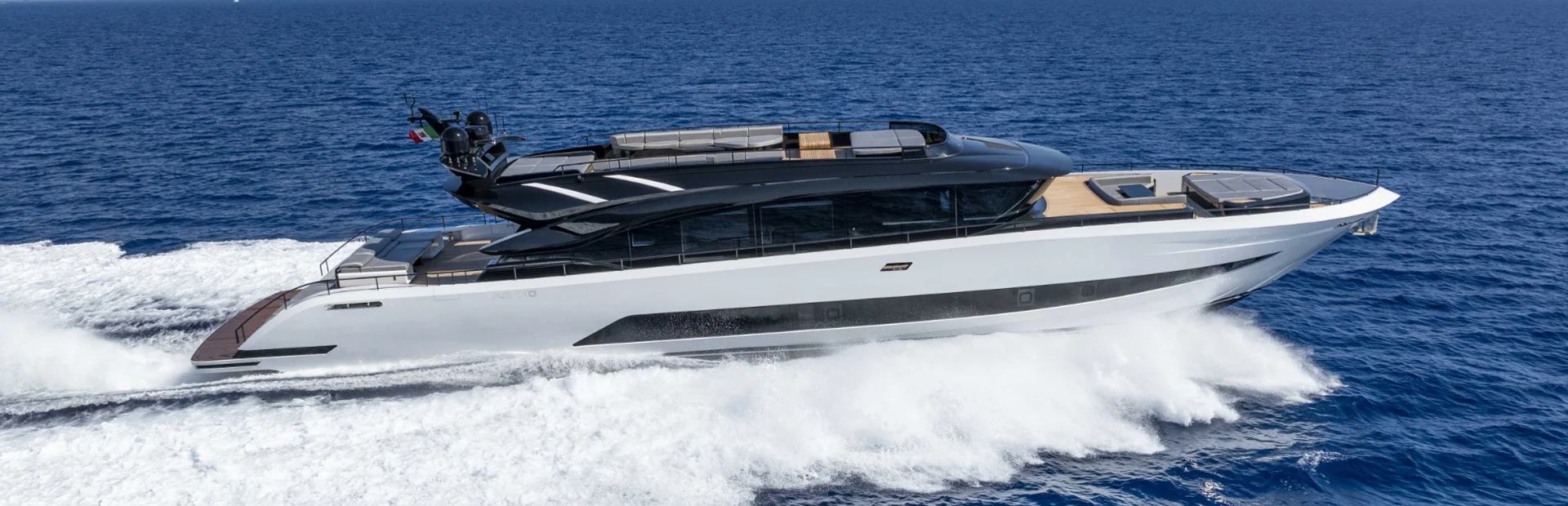 AB 110 Yacht
