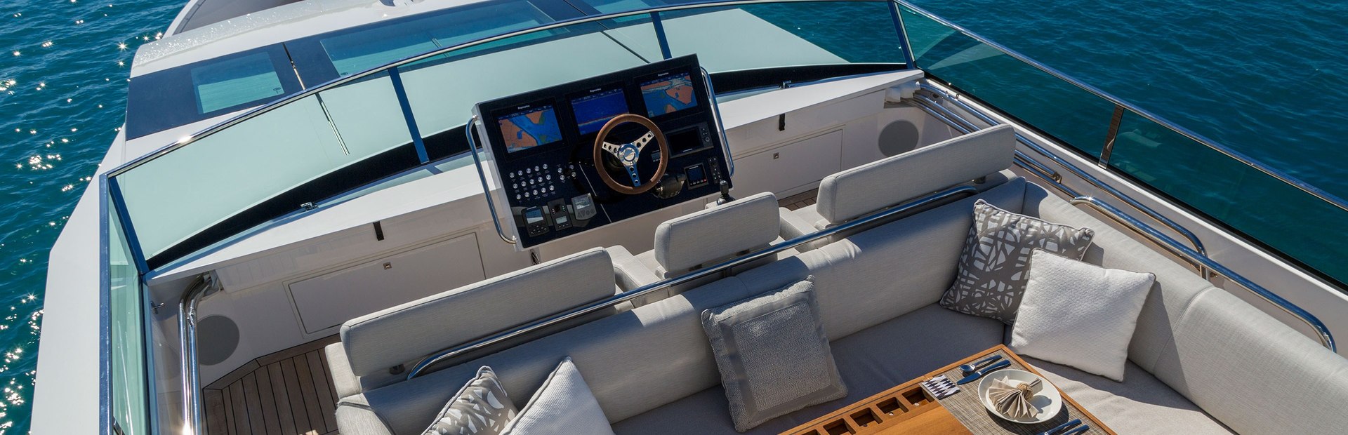 Delta 88 Yacht