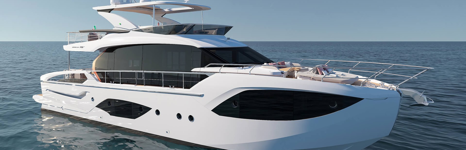 70 FLY Yacht