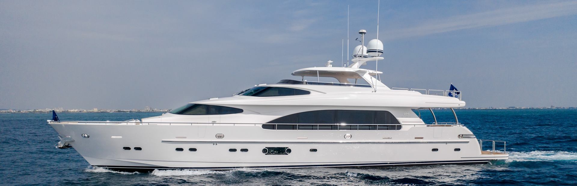 RP100 Yacht