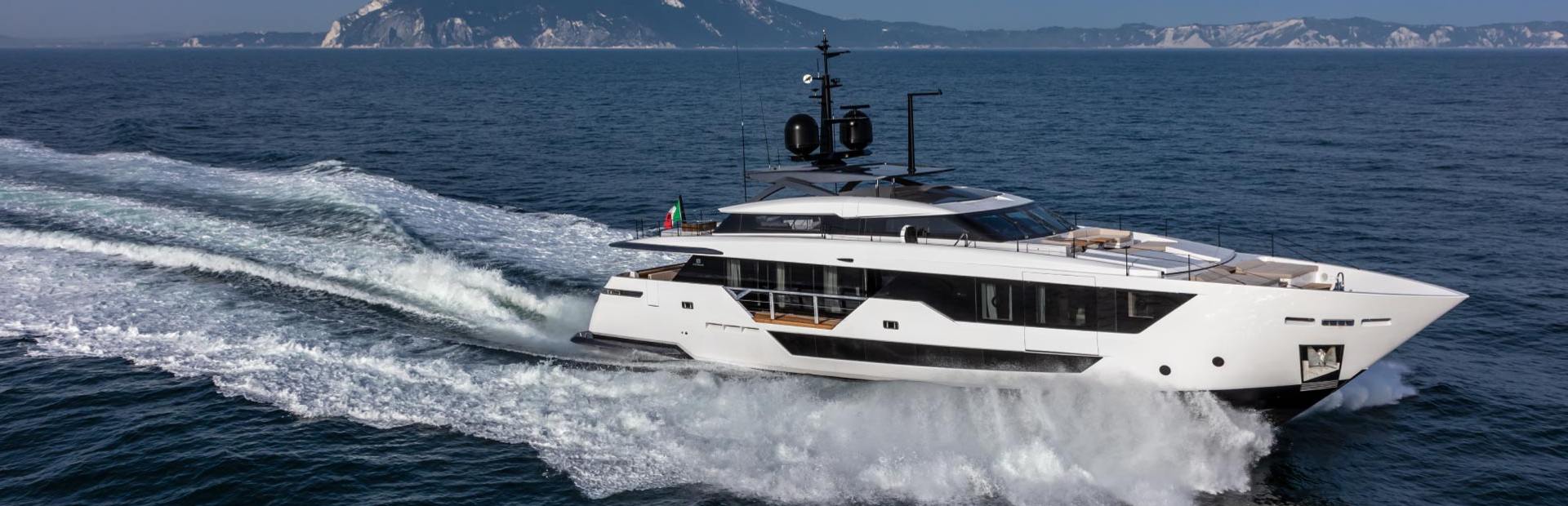 Saetta 106' Yacht