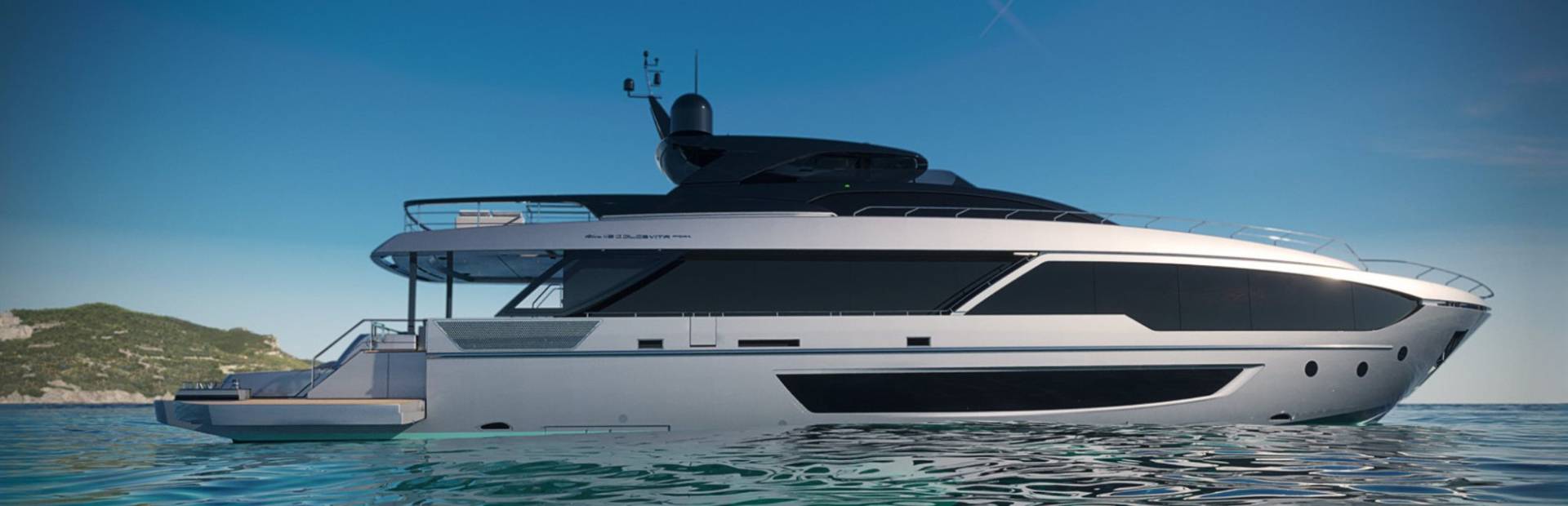 112 DolceVita Super Yacht