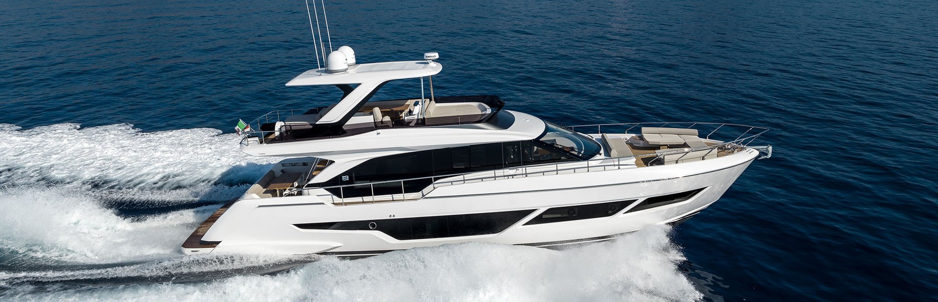 Ferretti 670 Yacht