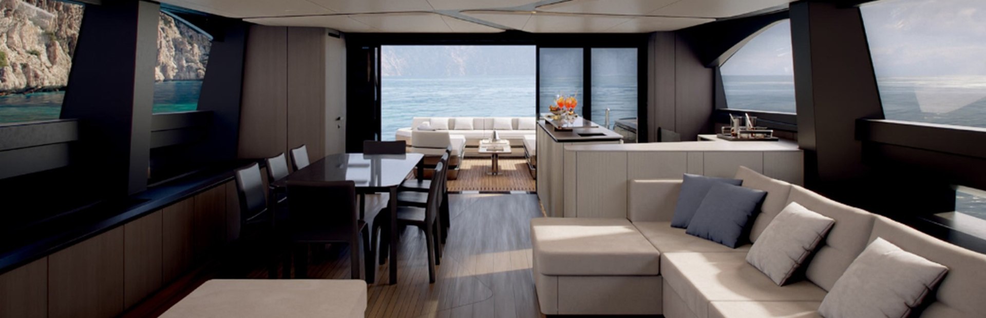 Pershing GTX90 Yacht