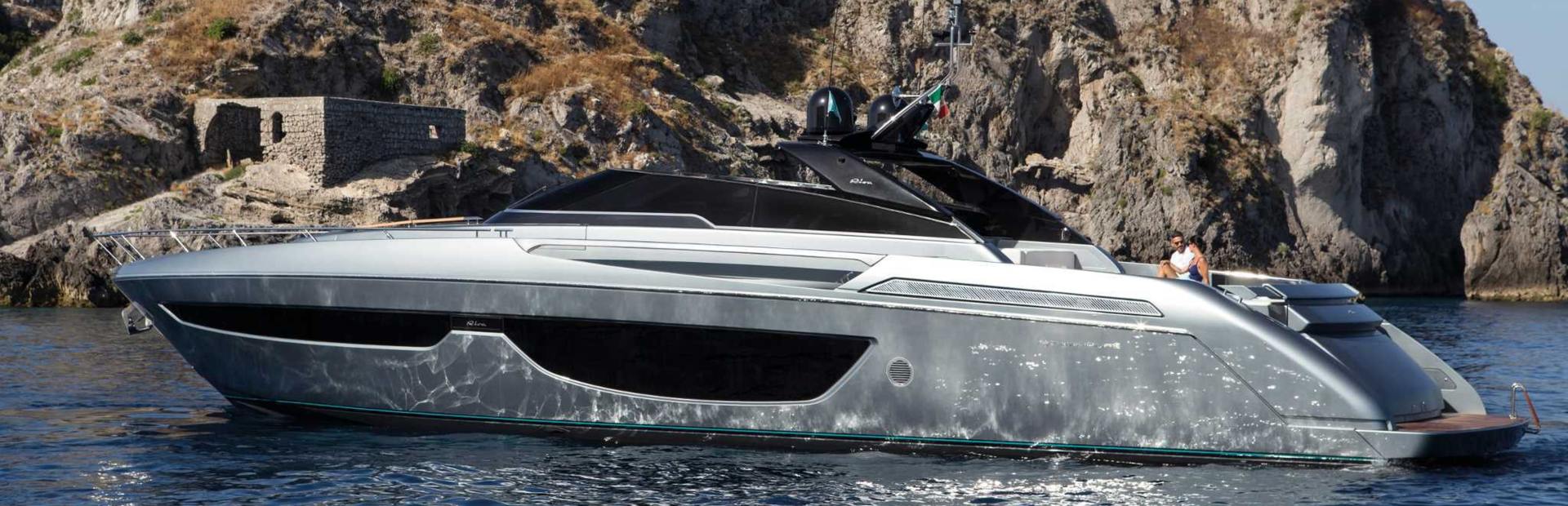 76' Bahamas Yacht
