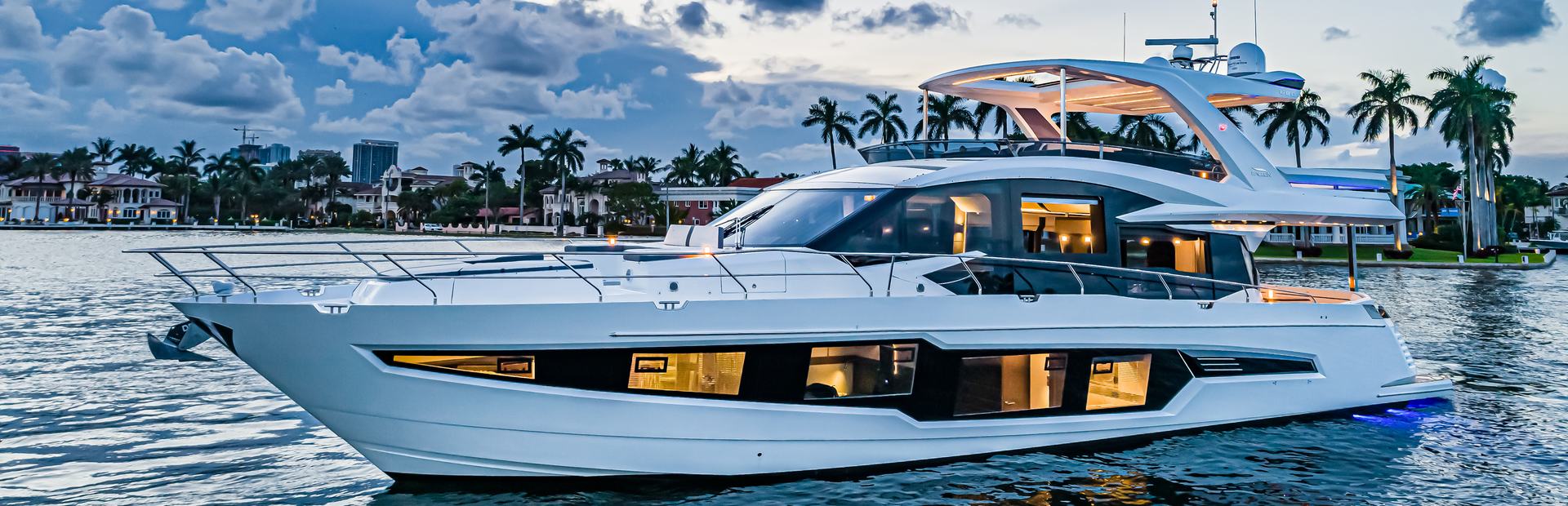 680 Fly Yacht