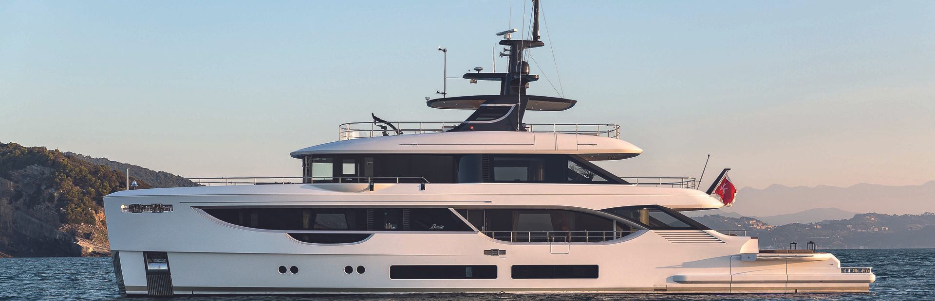 Oasis 34M Yacht